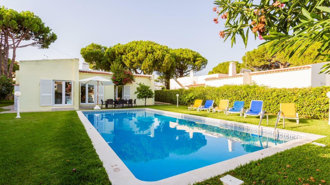 Girassol Villa